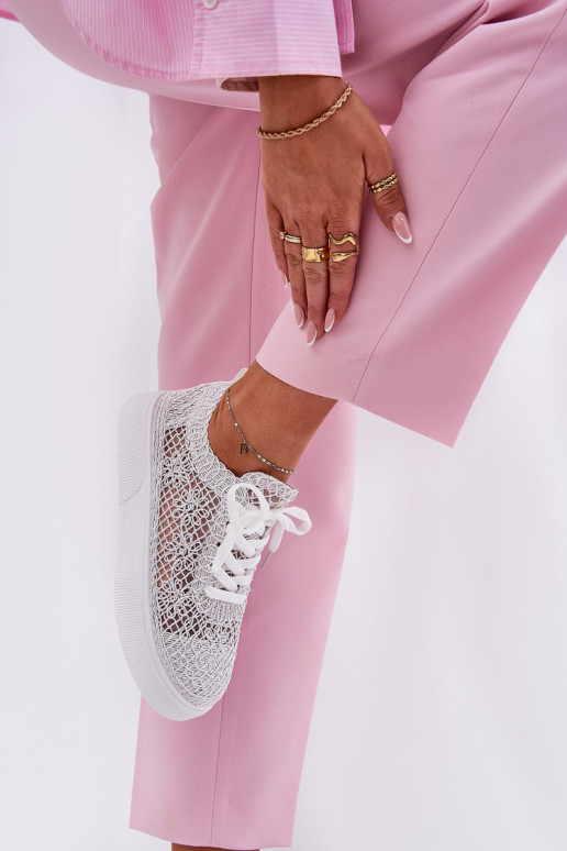 mit durchbrochenen Elementen Turnschuhe Feminin mit einer Plattform Zueiße Farbe Aranelith mit durchbrochenen Elementen Turnschuhe Feminin mit einer Plattform Zueiße Farbe Aranelith