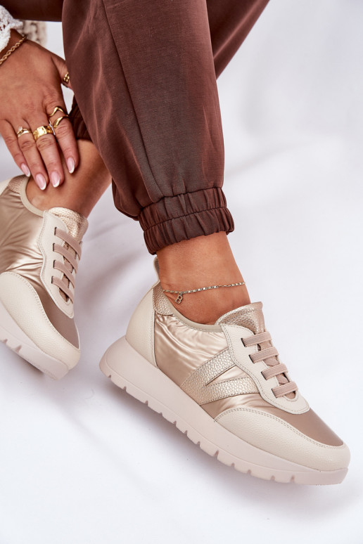 Turnschuhe Feminin mit einer Plattform Vinceza 58510 goldene Farbe