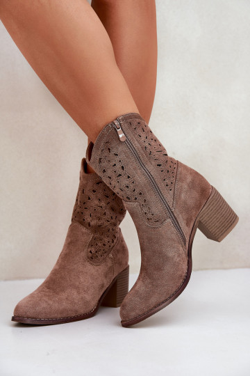 Durchbrochene Stiefel CoZuboy-Stil Feminin mit Absätzen S.Barski HY51-125 braune Farbe