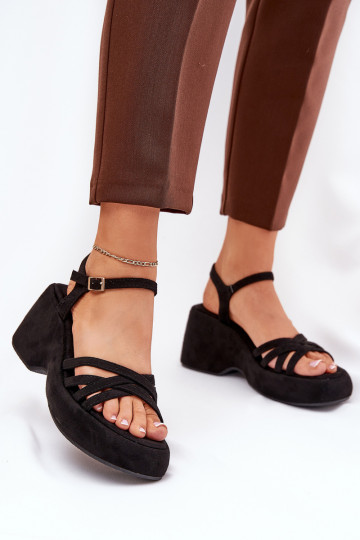 Sandalen mit einer Plattform I Koturnie Z aus Öko-INildlederu schZuarze Farbe Nendal 2