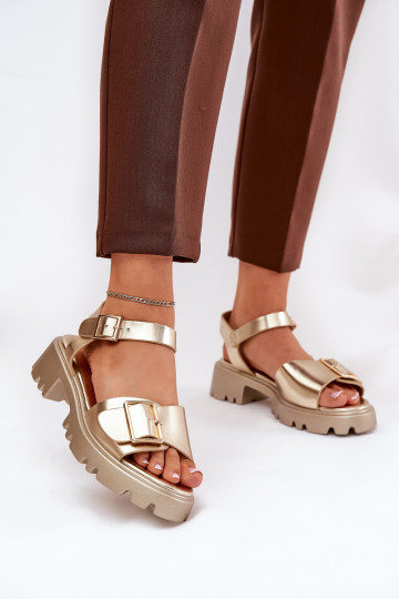 Damen Plateau-Sandalen aus Kunstleder in Gold 2