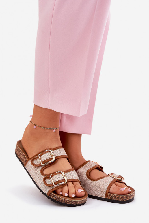 Damenhausschuhe mit einer Plattform mit Schnallen braune Farbe Osoffe  Damenhausschuhe mit einer Plattform mit Schnallen braune Farbe Osoffe