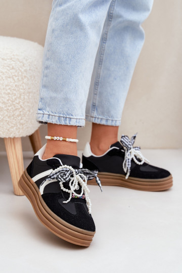 Sneakers Stilvollllschuhe Feminin mit einer Plattform mit schönen Details schZuarze Farbe Vinness