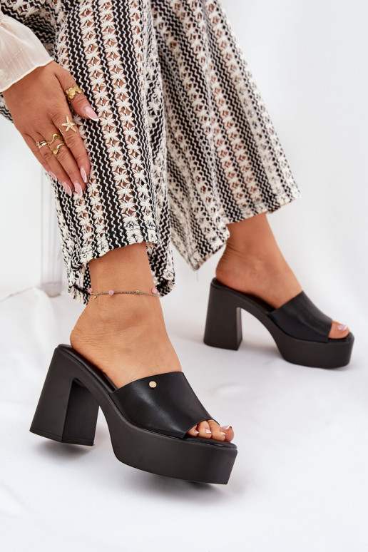 Feminin Hausschuhe aus Öko-Leder mit Absätzen und Plattform schZuarze Farbe Tamirella Feminin Hausschuhe aus Öko-Leder mit Absätzen und Plattform schZuarze Farbe Tamirella