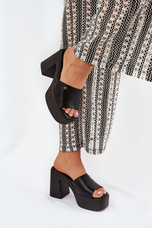 Feminin Hausschuhe aus Öko-Leder mit Absätzen und Plattform schZuarze Farbe Tamirella Feminin Hausschuhe aus Öko-Leder mit Absätzen und Plattform schZuarze Farbe Tamirella