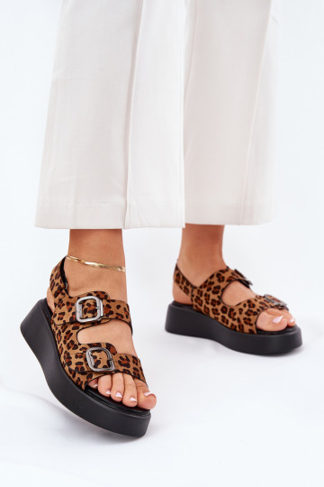 Damensandalen mit einer Plattform I Koturnie mit Schnallen mit Leopardenfellmuster braune Farbe Genorre 2